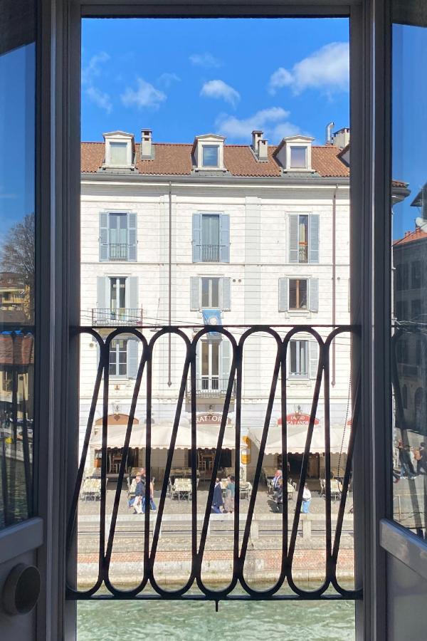 Canal View Historical Apartment Mailand